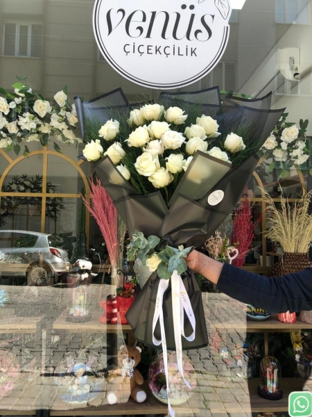 20'li Beyaz Gül Buketi