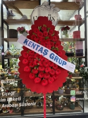 Kırmızı Yapay Çelenk
